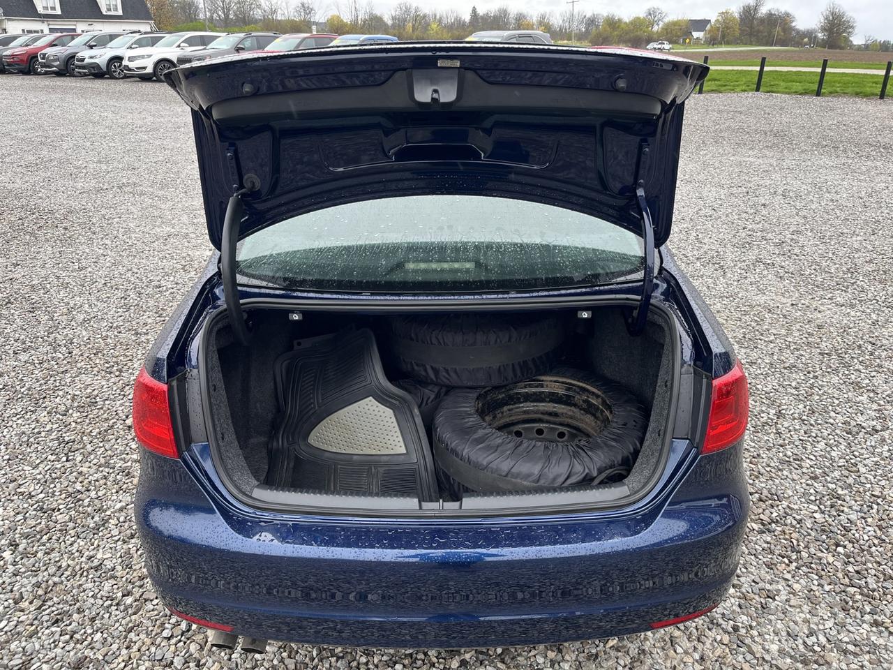 2012 Volkswagen Jetta BASE Photo