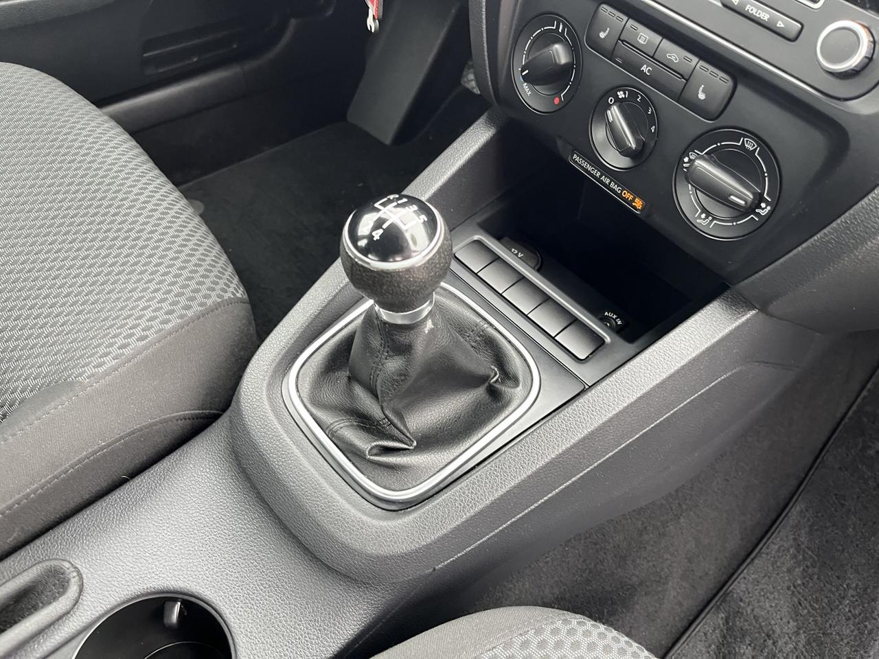 2012 Volkswagen Jetta BASE Photo