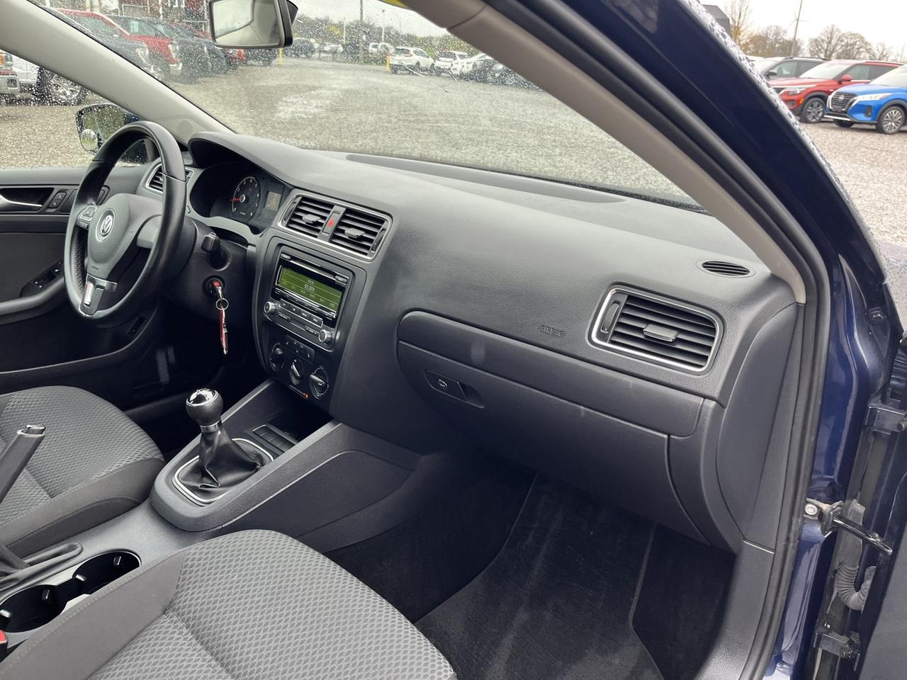 2012 Volkswagen Jetta BASE Photo