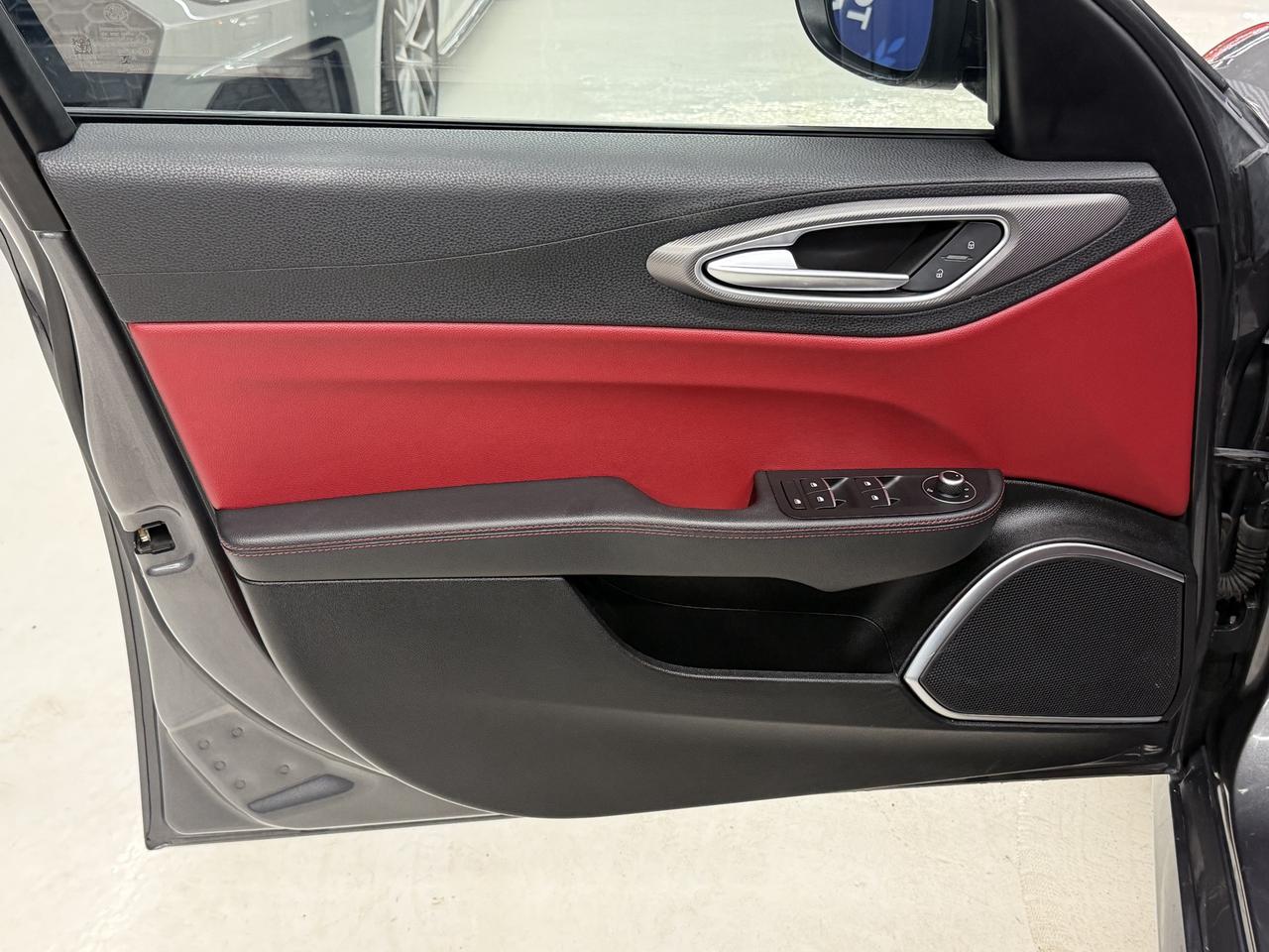 2021 Alfa Romeo Giulia TI SPORT|NAV|BACKUP|ACC|LKA|BSM|FCW|RED INT.| Photo