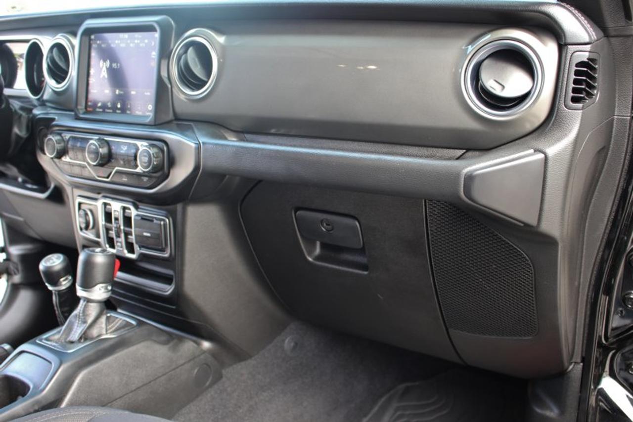 2023 Jeep Wrangler Sahara*Low Ks*4x4*Heated Seats*CarPlay*Rear Cam*2L Photo