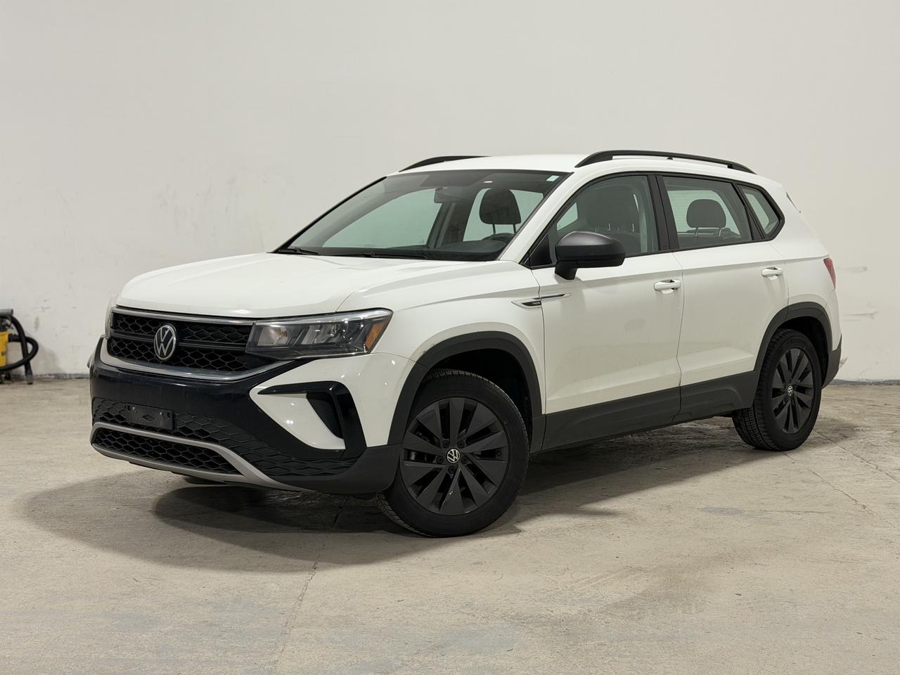 2022 Volkswagen Taos Trendline 4Motion - Photo #1