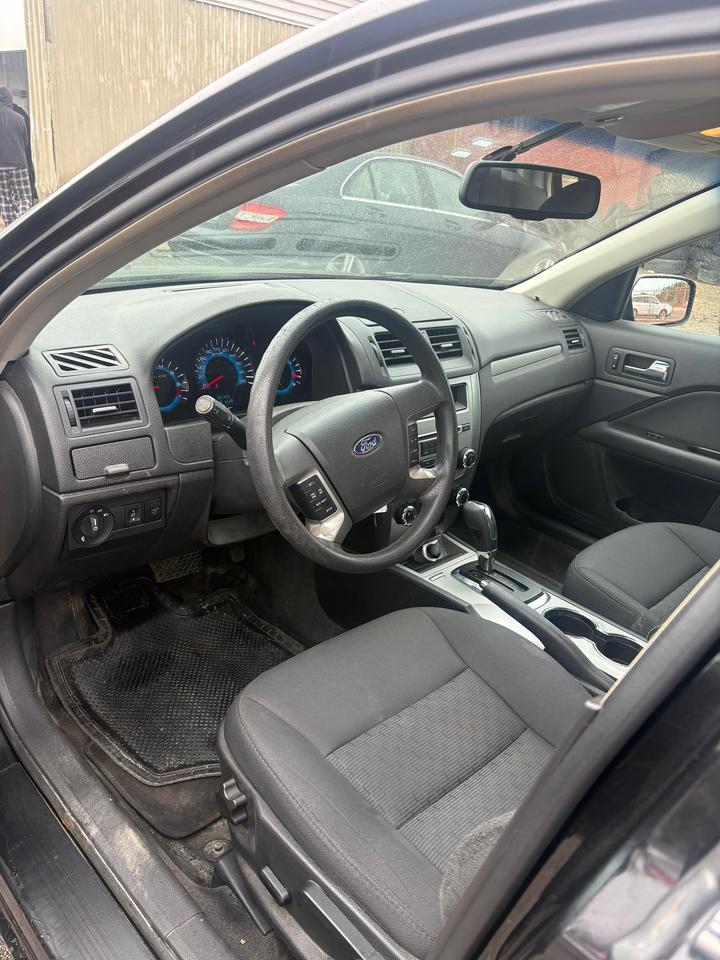 2010 Ford Fusion SE Photo