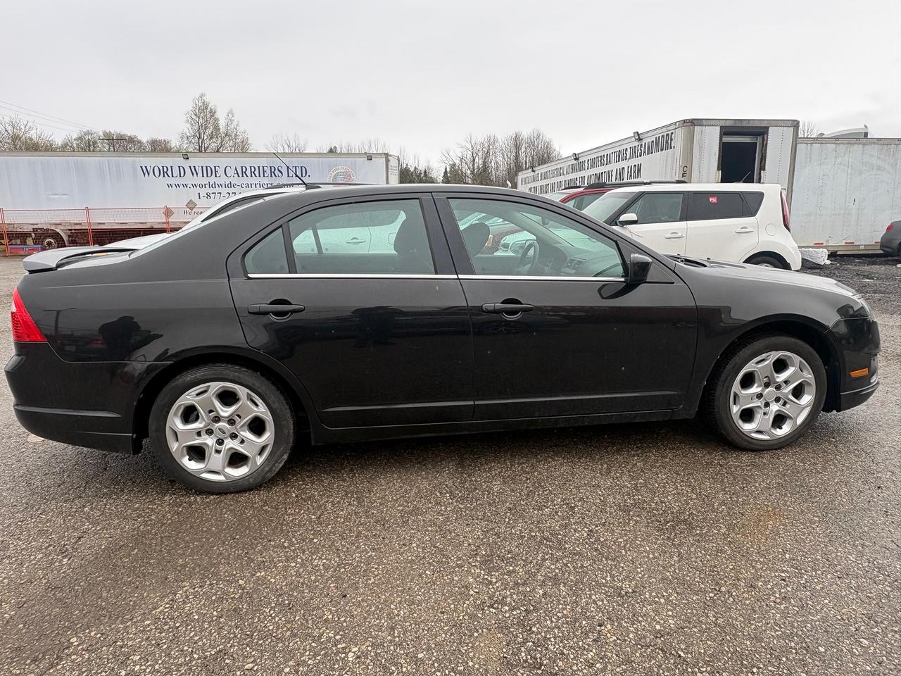 2010 Ford Fusion SE Photo
