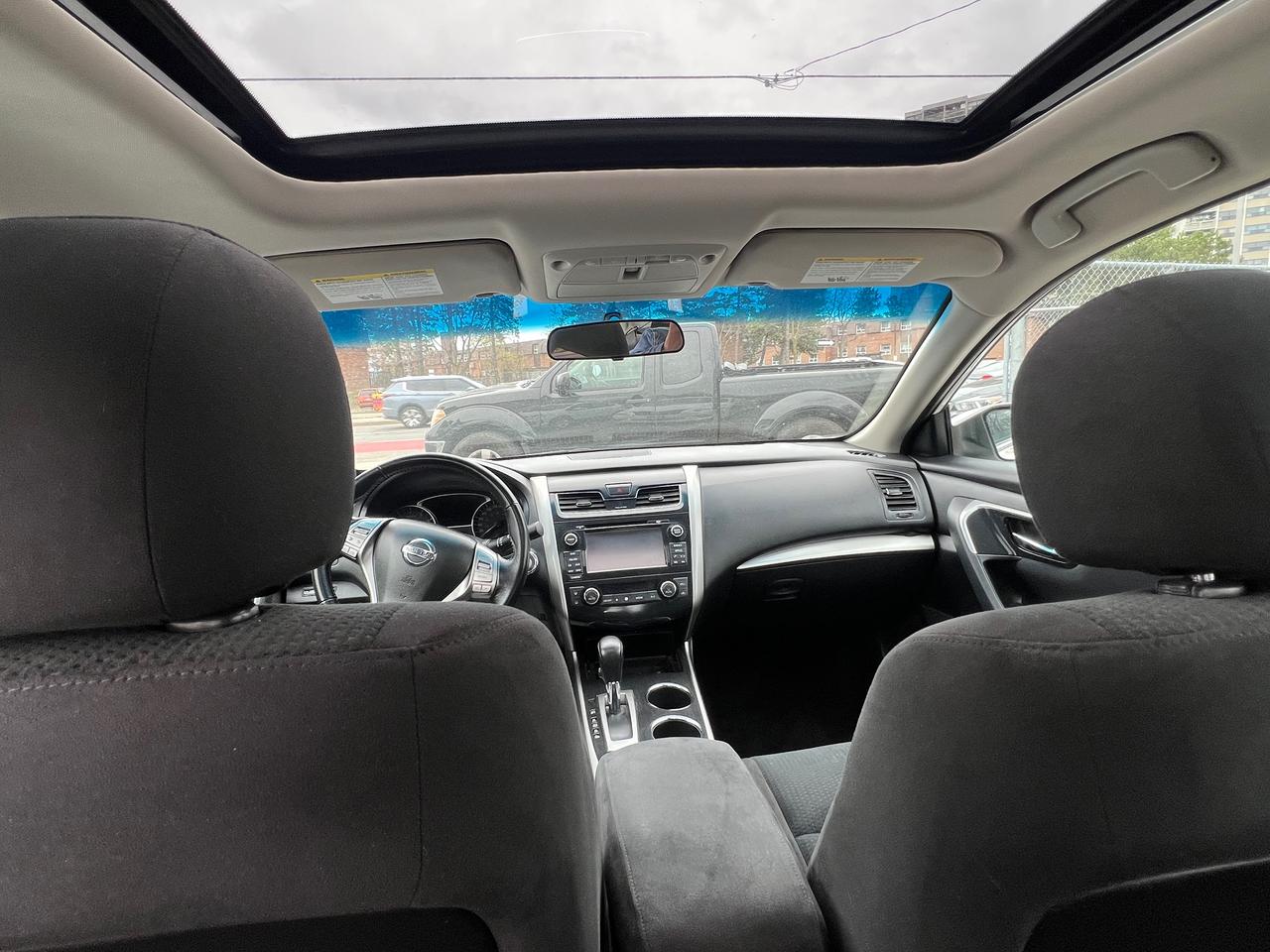 2014 Nissan Altima BACK CAM- NAV- SUNROOF- HEATED SEATS-BLUETOOTH Photo