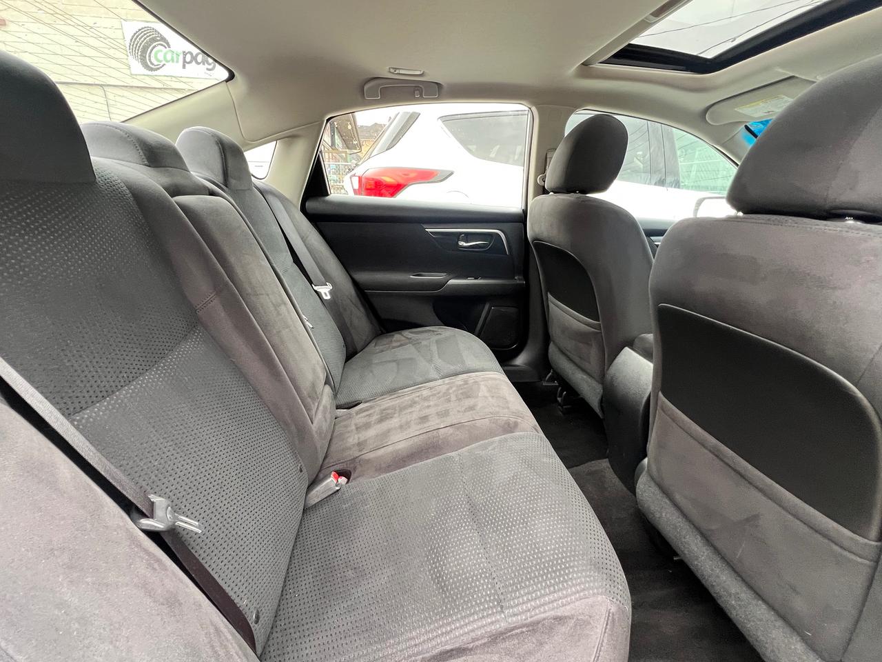 2014 Nissan Altima BACK CAM- NAV- SUNROOF- HEATED SEATS-BLUETOOTH Photo