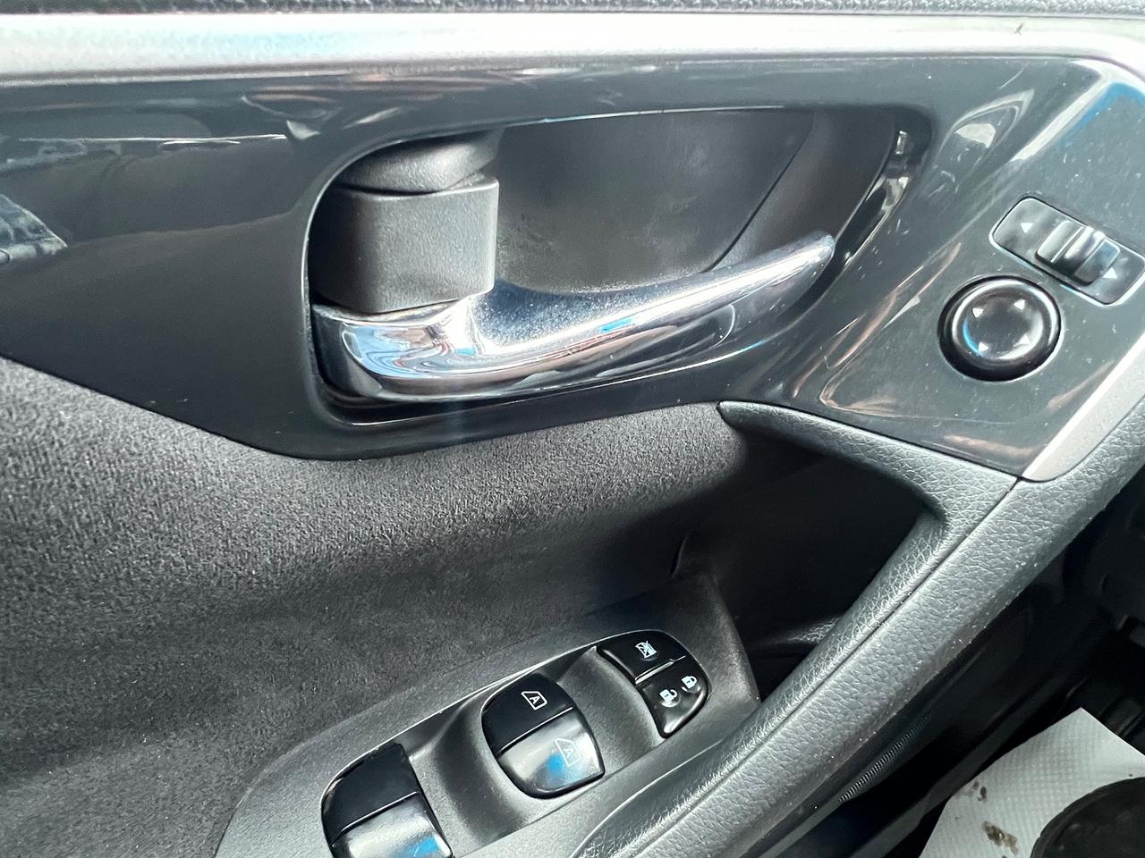2014 Nissan Altima BACK CAM- NAV- SUNROOF- HEATED SEATS-BLUETOOTH Photo
