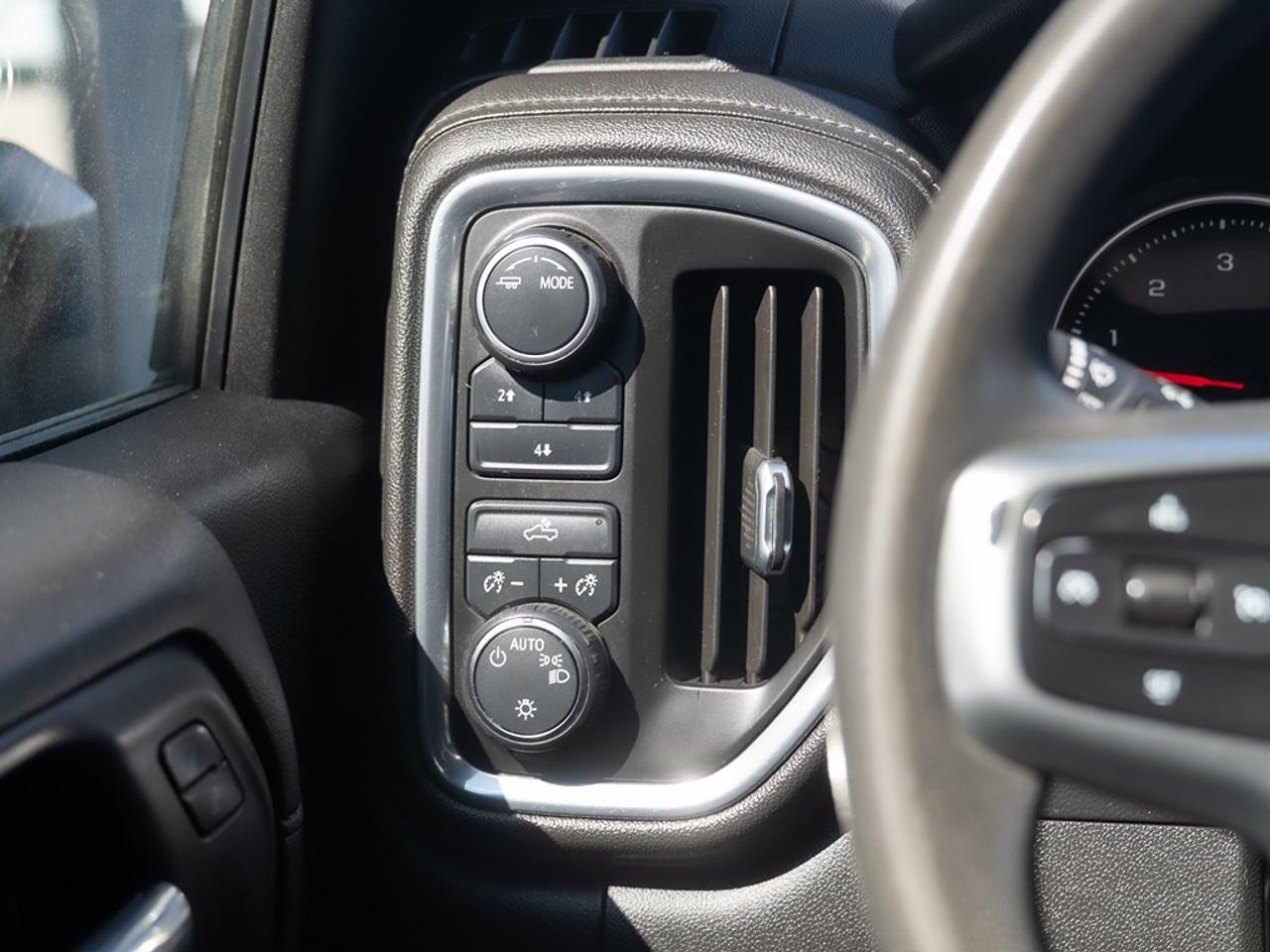 2021 Chevrolet Silverado 2500 LT Photo11