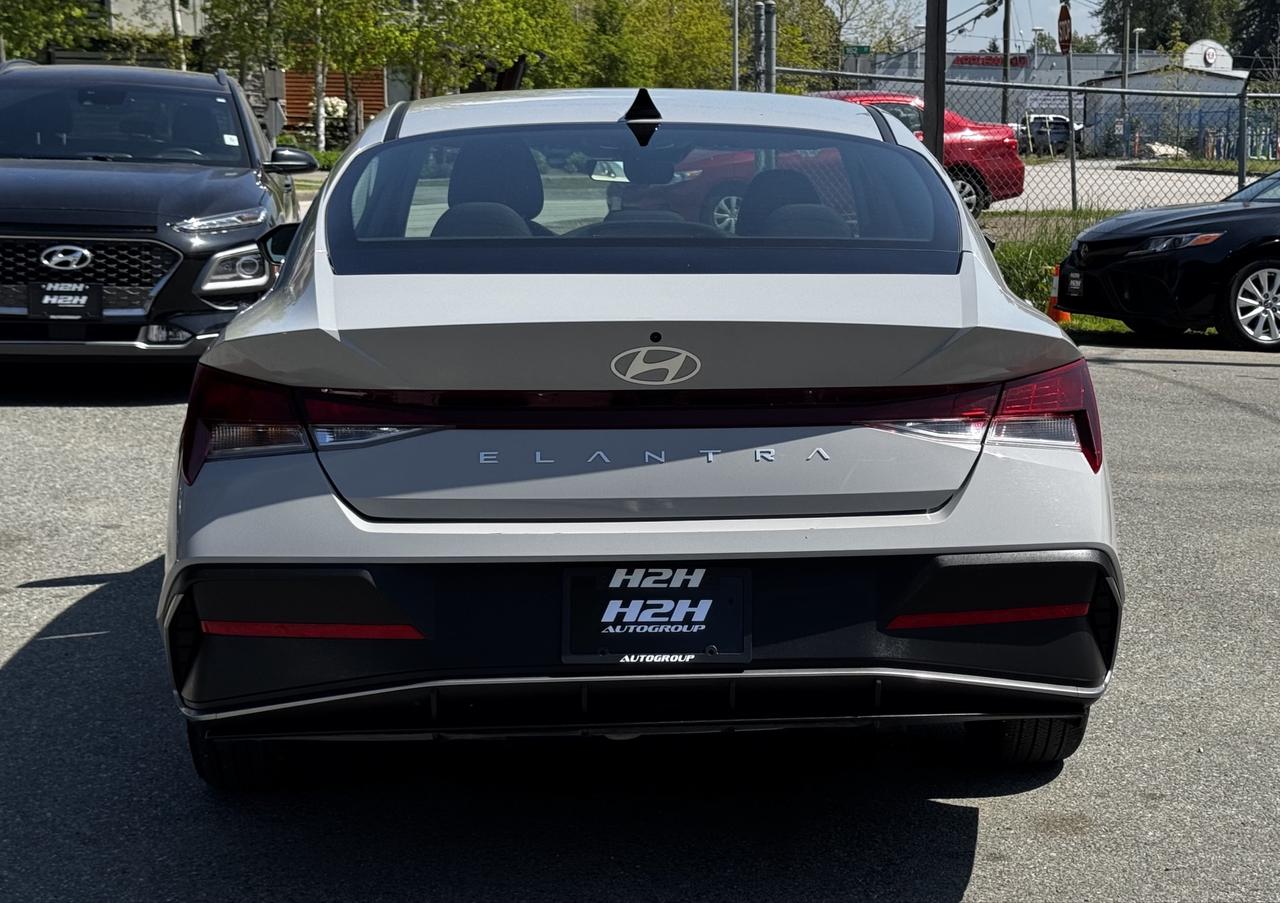 2025 Hyundai Elantra FINANCING AVAILABLE Photo6