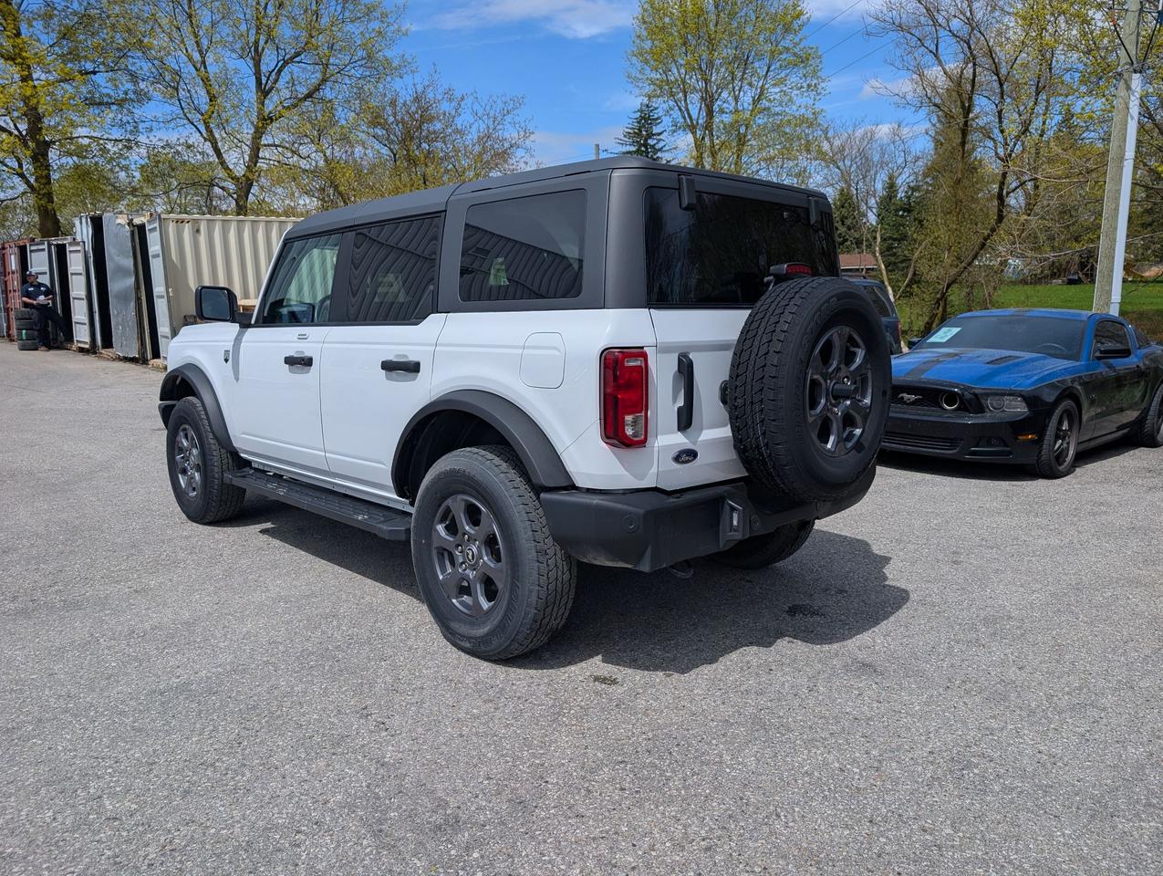 2023 Ford Bronco Big Bend 4 Door 4x4 Photo3