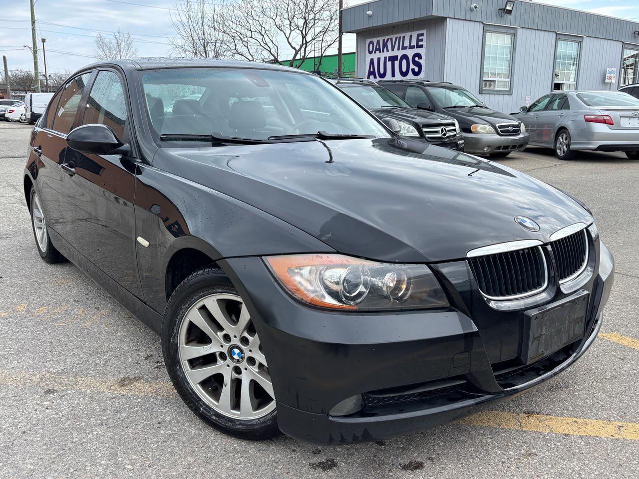 2007 BMW 3 Series 4dr Sdn 328i RWD Photo