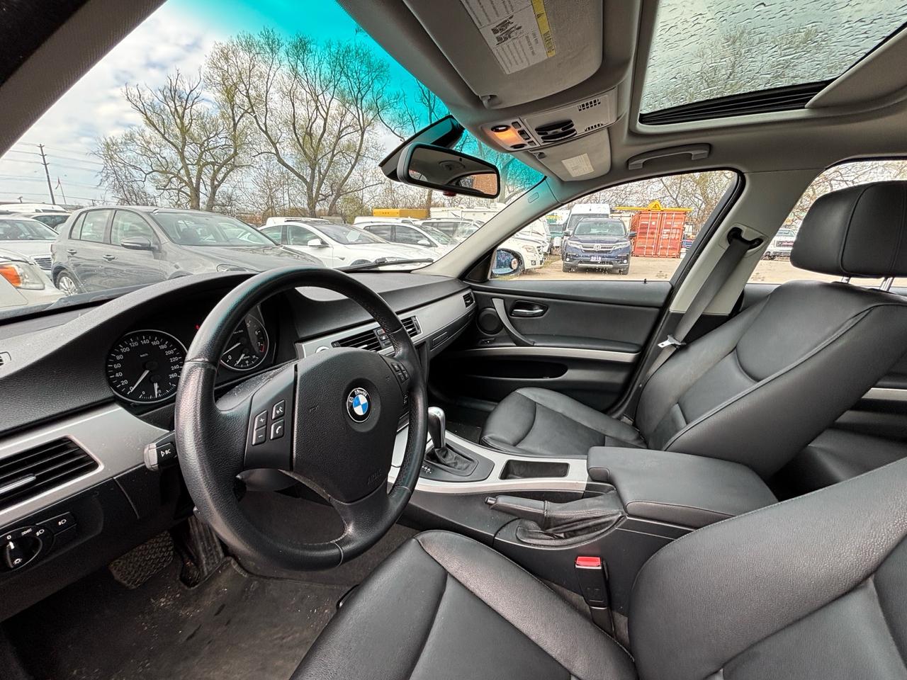 2007 BMW 3 Series 4dr Sdn 328i RWD Photo