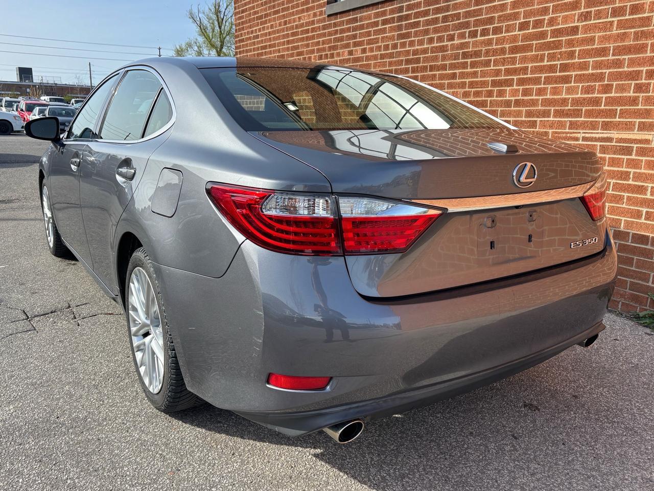 2013 Lexus ES 4DR SDN Photo