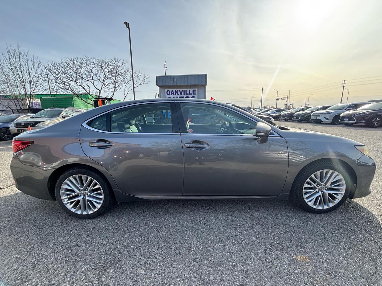 2013 Lexus ES 4DR SDN Photo