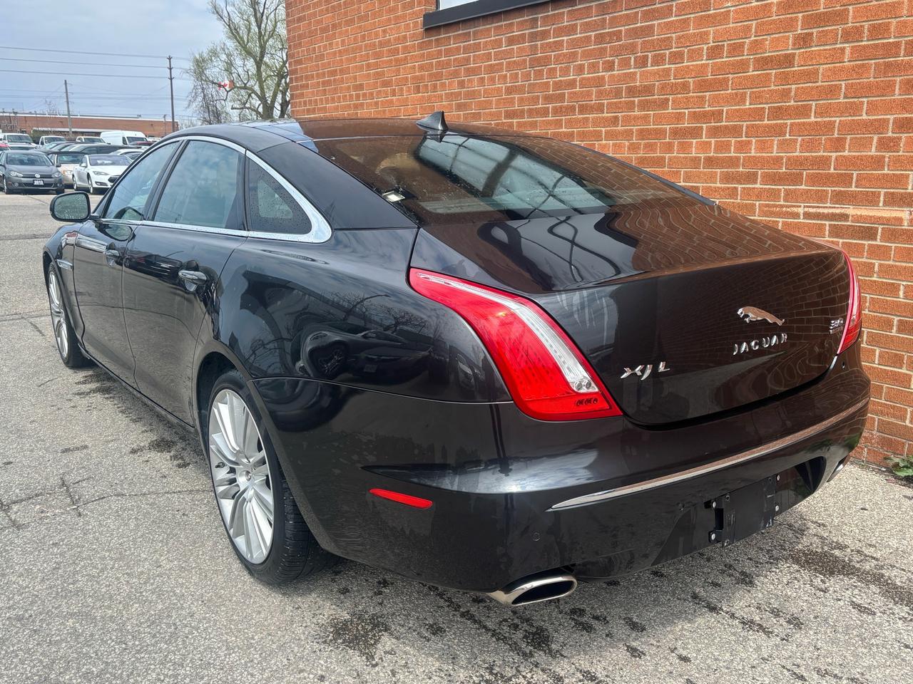 2013 Jaguar XJ 4dr Sdn XJL Portfolio AWD Photo