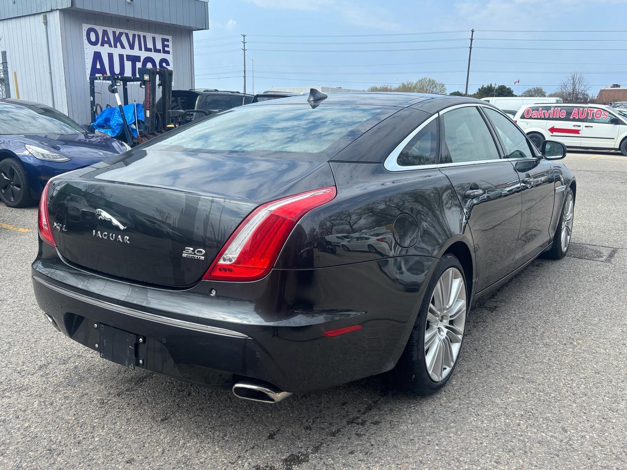 2013 Jaguar XJ 4dr Sdn XJL Portfolio AWD Photo