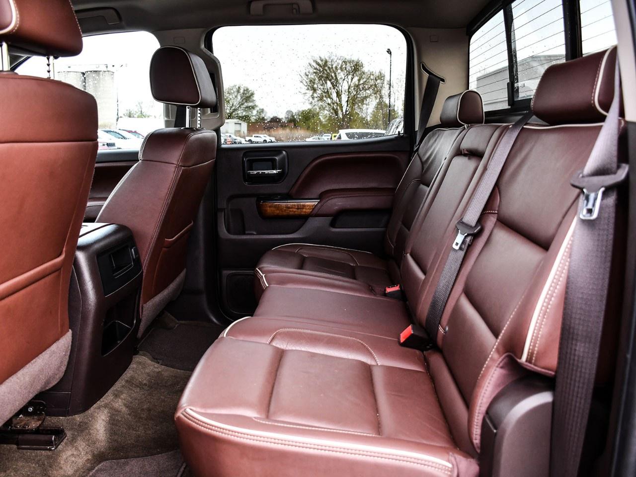 2017 Chevrolet Silverado 1500 Crew Cab Standard Box 4-Wheel Drive High Country Photo