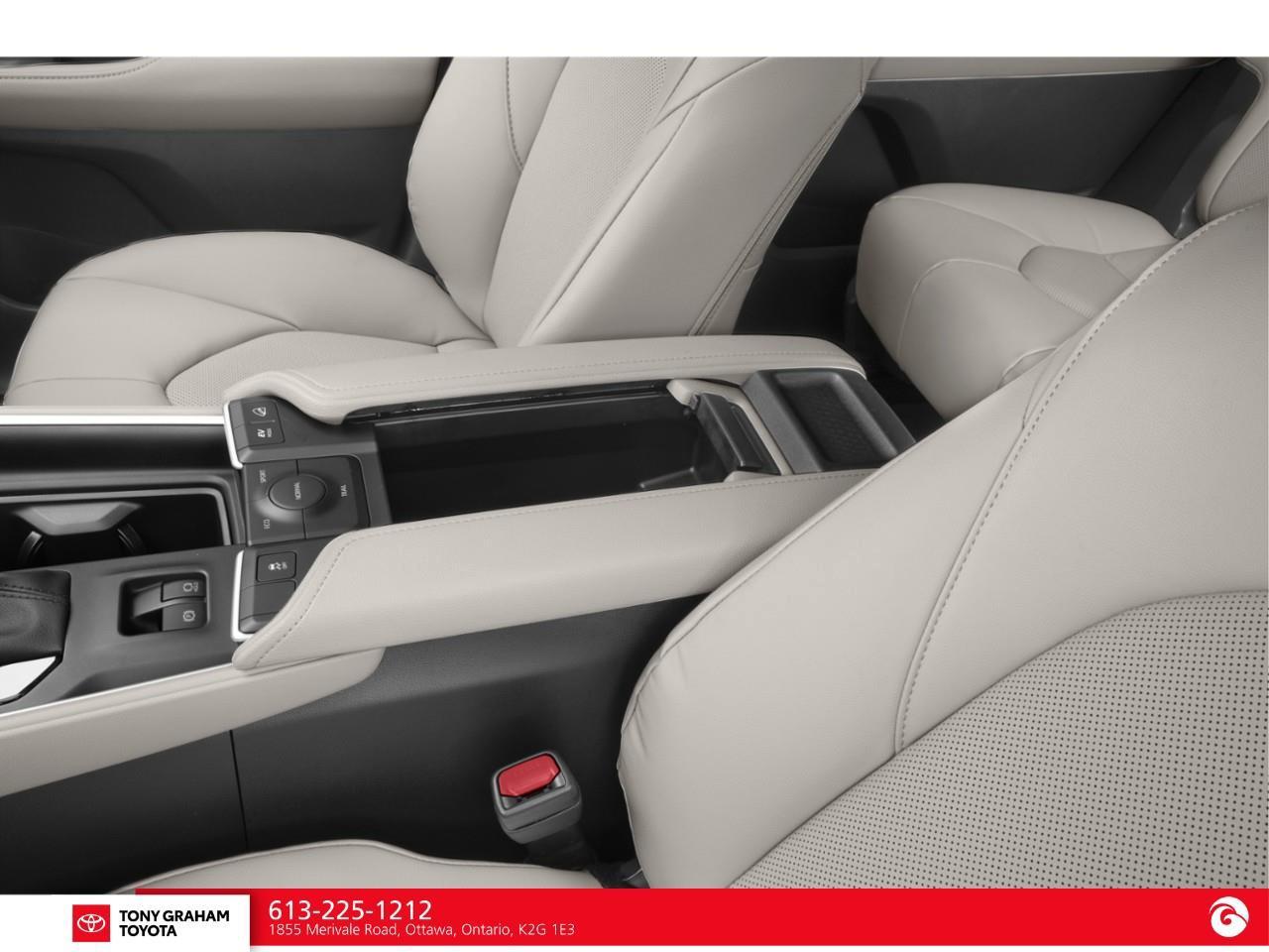 2025 Toyota Grand Highlander Hybrid XLE Photo