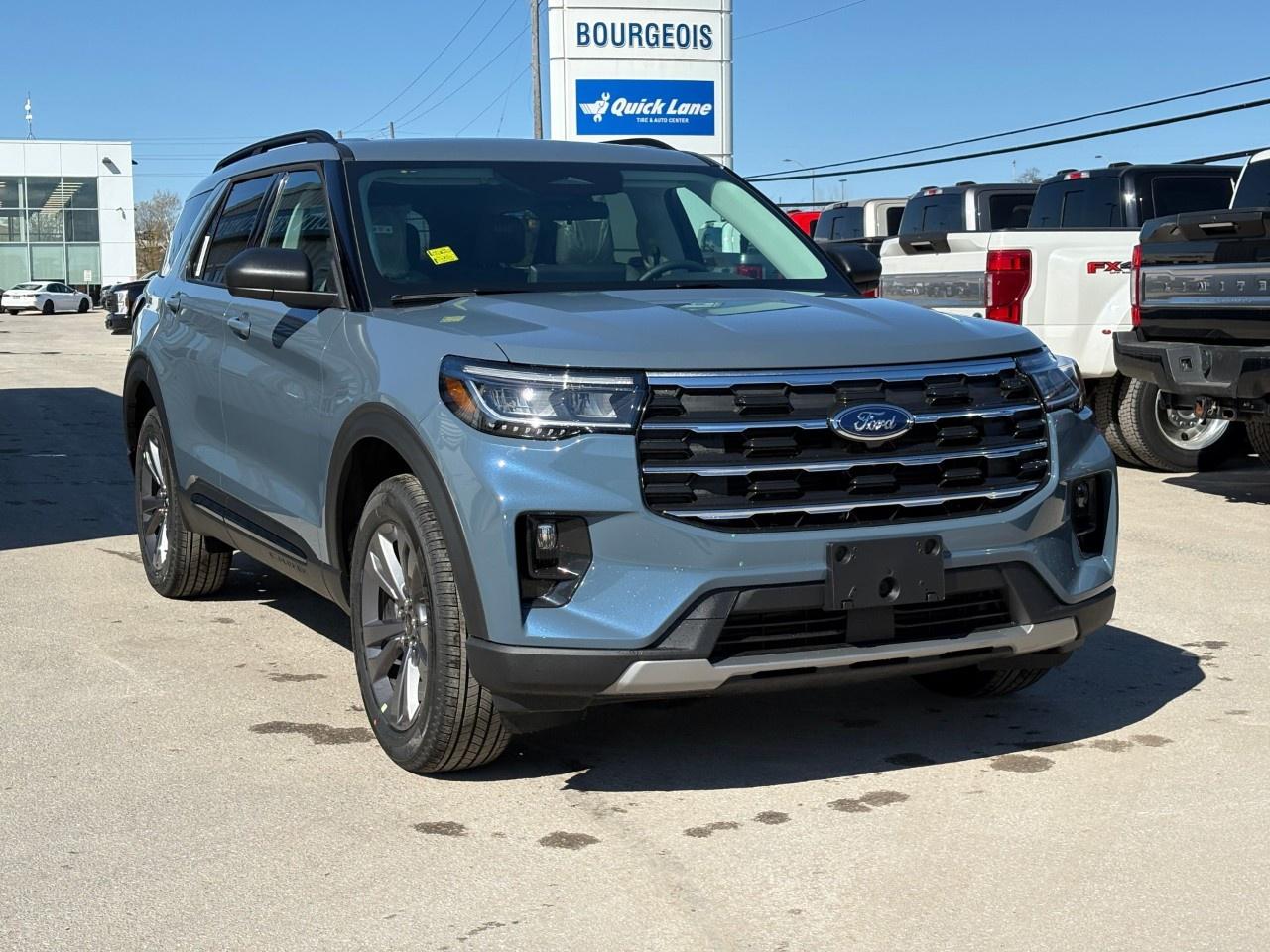 2026 Ford Explorer Active w/200A Pkg 4WD Photo