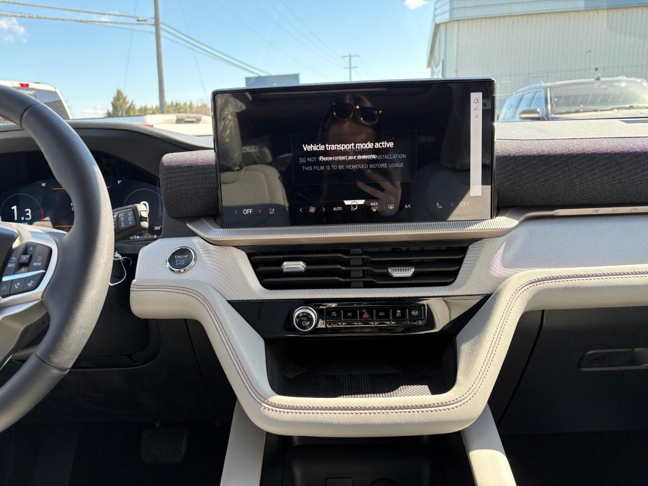2026 Ford Explorer Active w/200A Pkg 4WD Photo