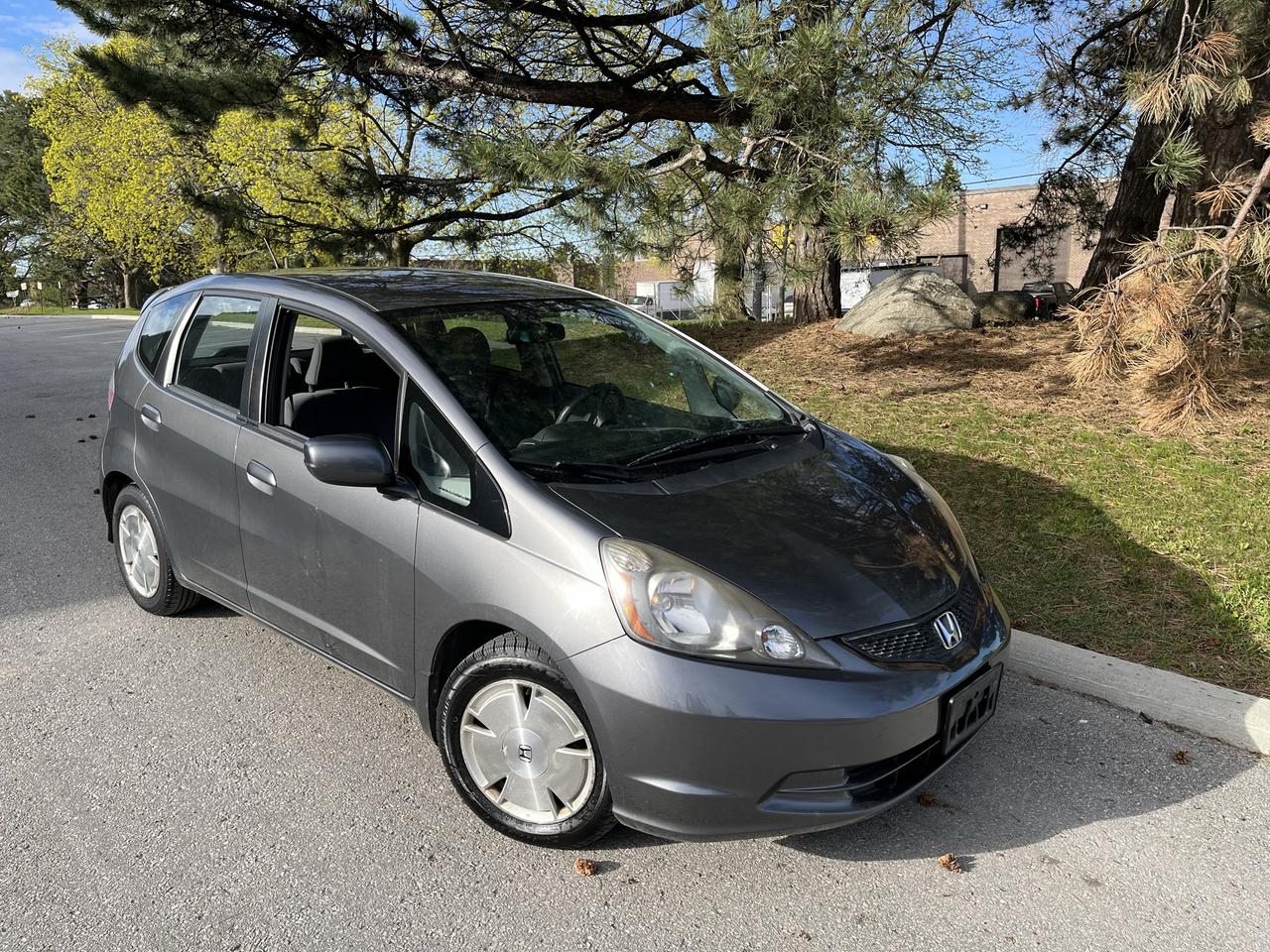2011 Honda Fit LX *ONLY 114,889KMS! 1 Local Senior Owner!! - Photo #1