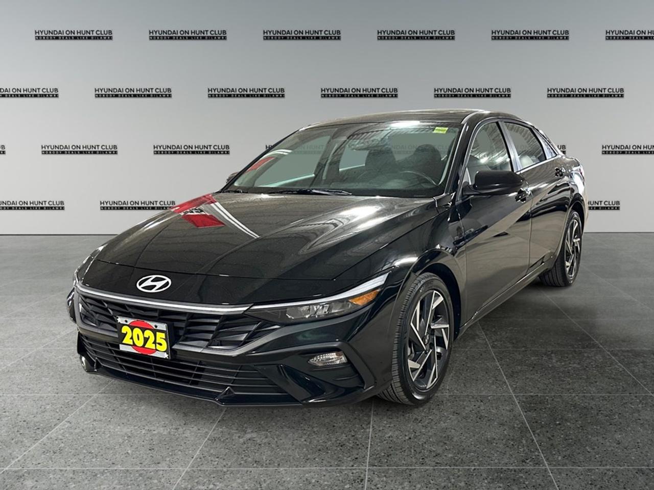 Used 2025 Hyundai Elantra Preferred IVT w/Tech Pkg for sale in Nepean, ON
