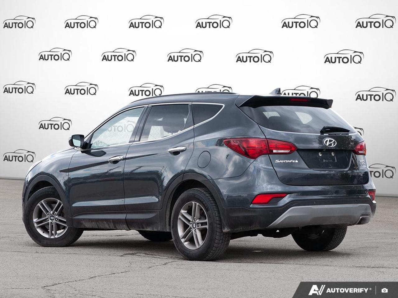 2018 Hyundai Santa Fe Sport 2.4 SE HEATED FRONT & REAR SEATS | POWER MOONROOF Photo