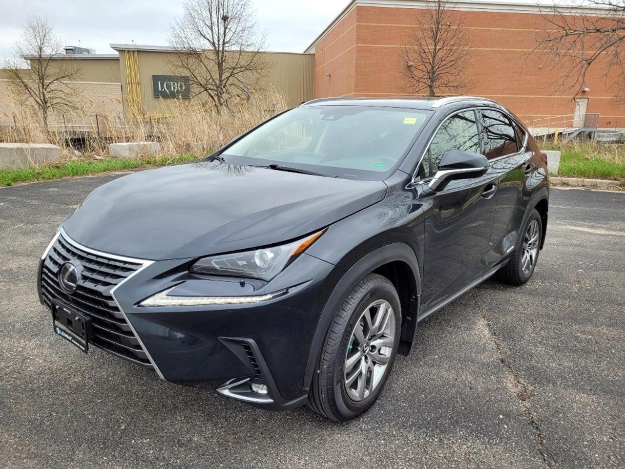 2021 Lexus NX 300h NX 300h AWD Photo