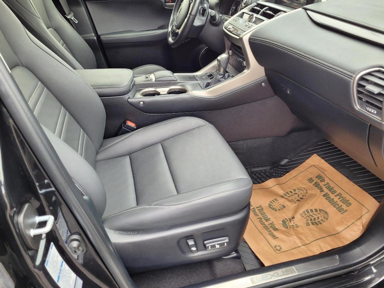 2021 Lexus NX 300h NX 300h AWD Photo