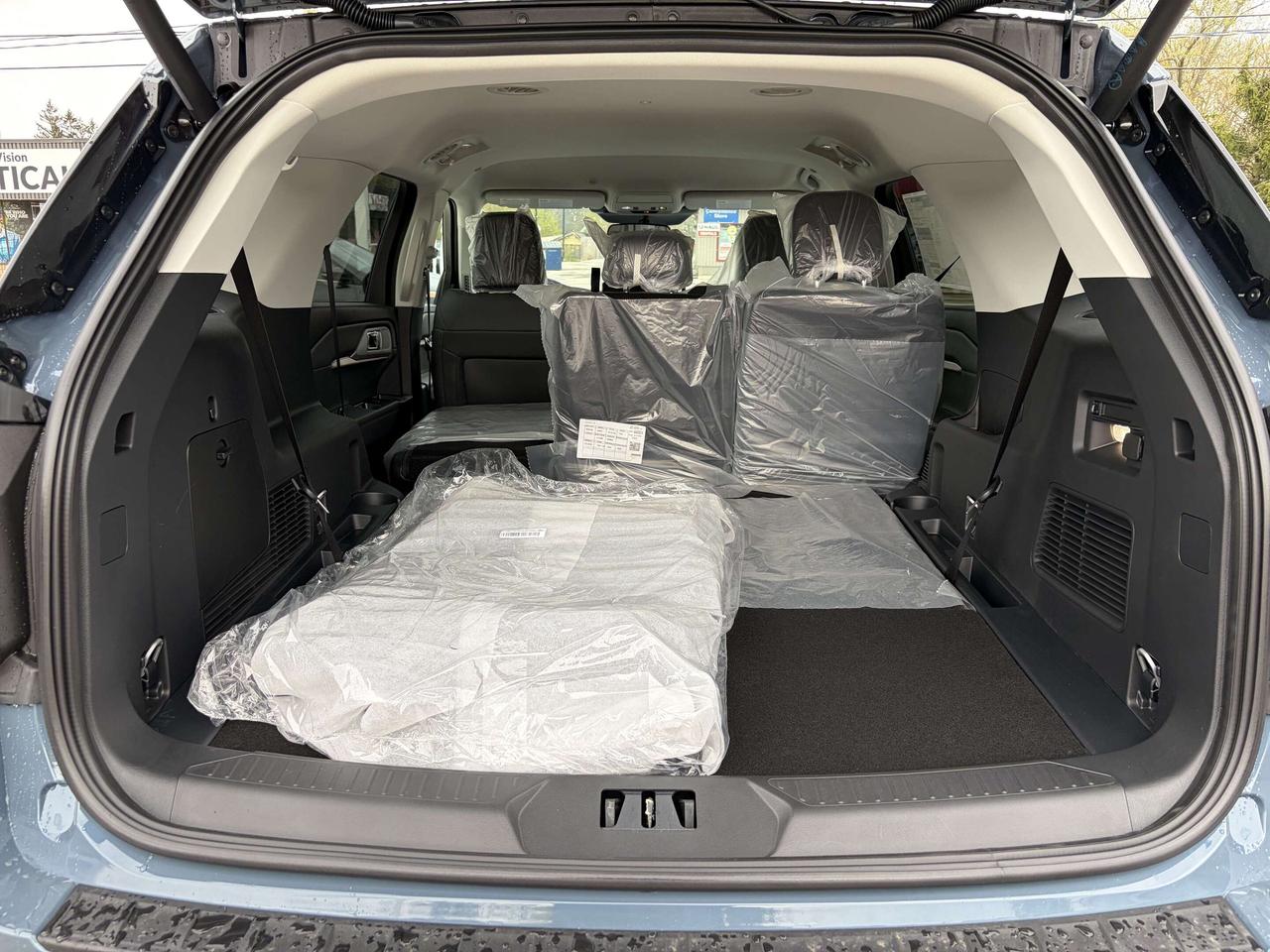 2026 Ford Explorer ACTIVE W/200A PKG 4WD 200A Photo