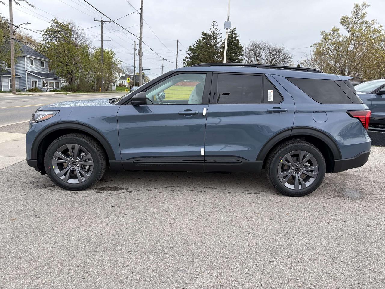 2026 Ford Explorer ACTIVE W/200A PKG 4WD 200A Photo