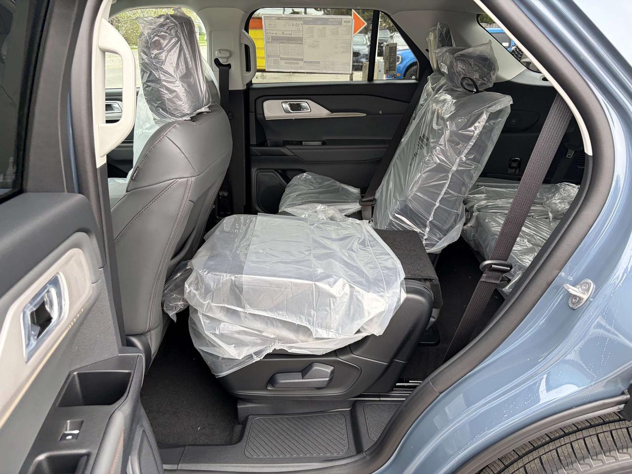 2026 Ford Explorer ACTIVE W/200A PKG 4WD 200A Photo
