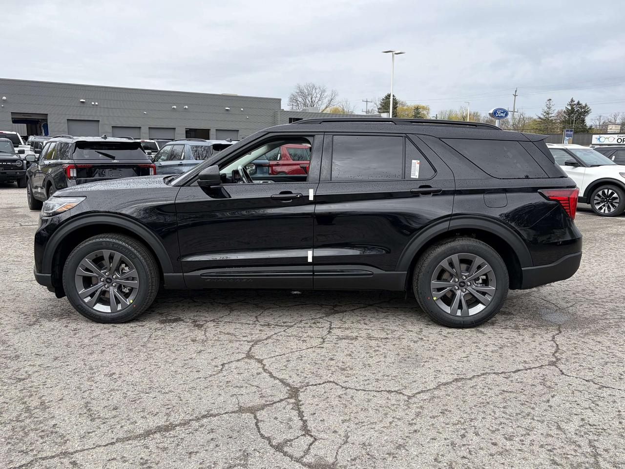 2026 Ford Explorer ACTIVE W/200A PKG 4WD 200A Photo