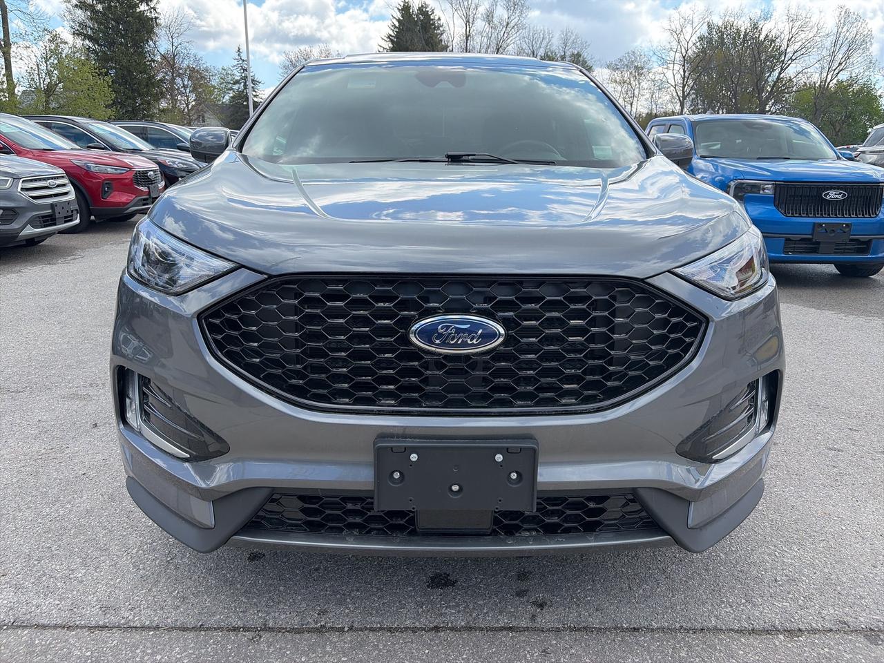 2024 Ford Edge ST Line AWD Photo1
