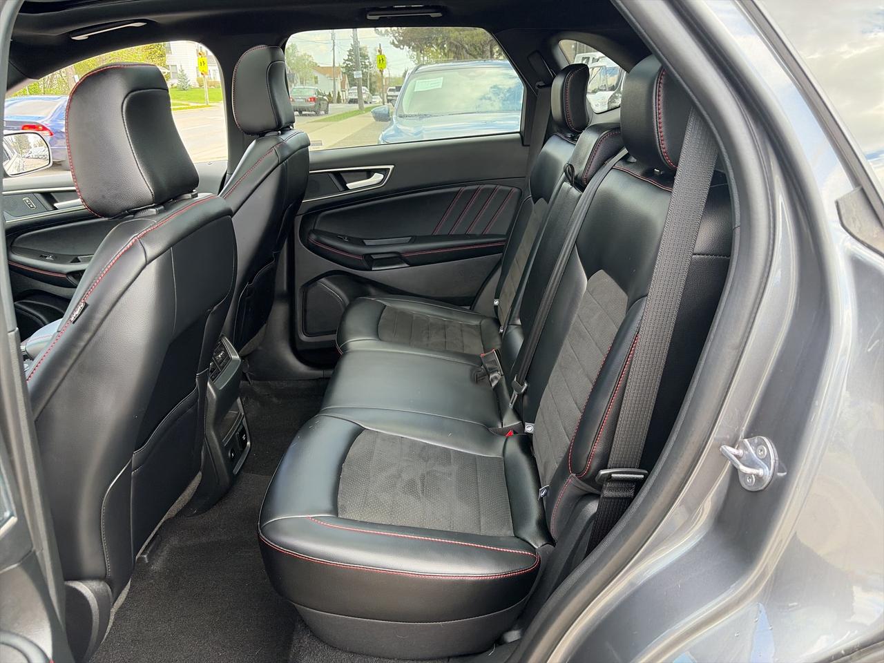 2024 Ford Edge ST Line AWD Photo