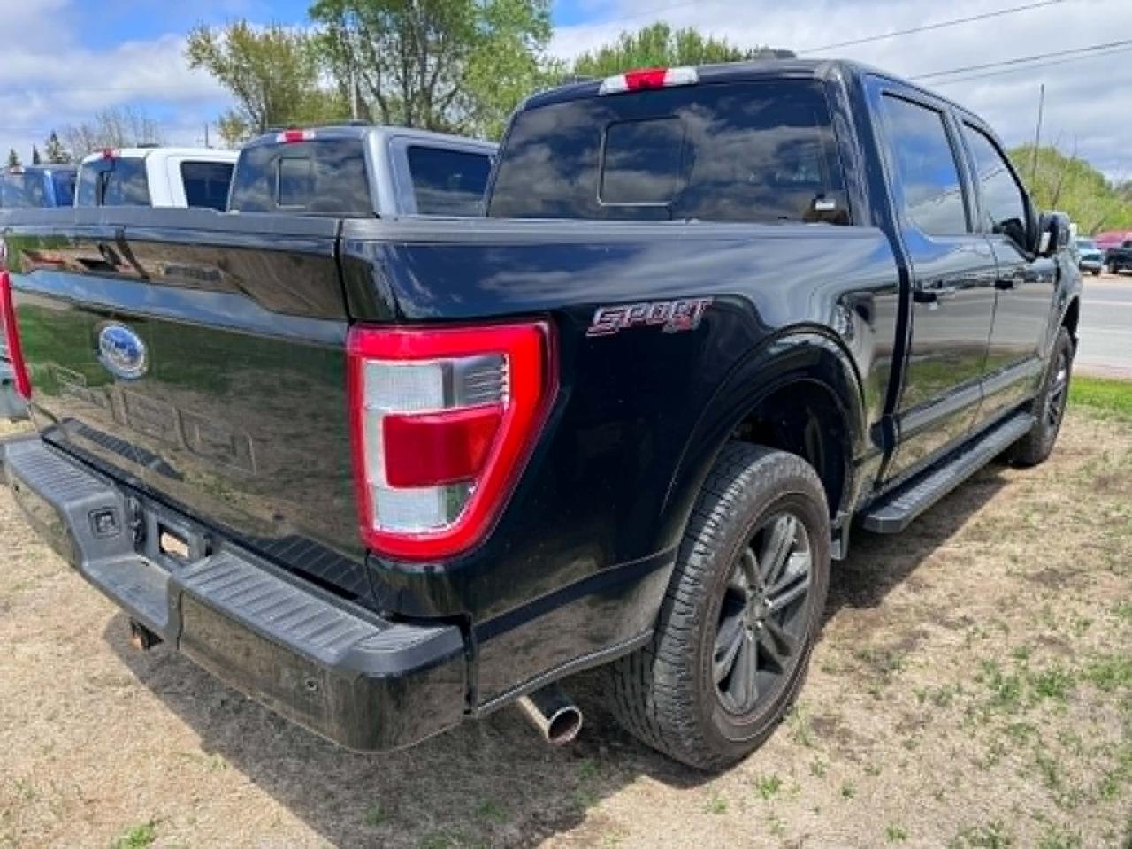 2022 Ford F-150 Lariat Photo5