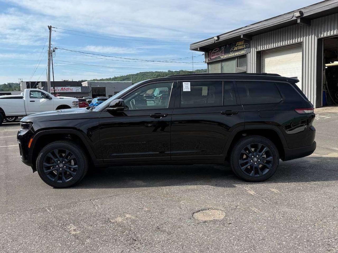 2026 Jeep Grand Cherokee L 85th Anniversary 4x4 Photo