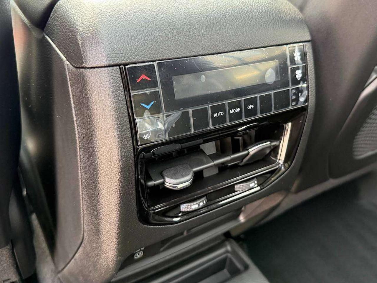 2026 Jeep Grand Cherokee L 85th Anniversary 4x4 Photo