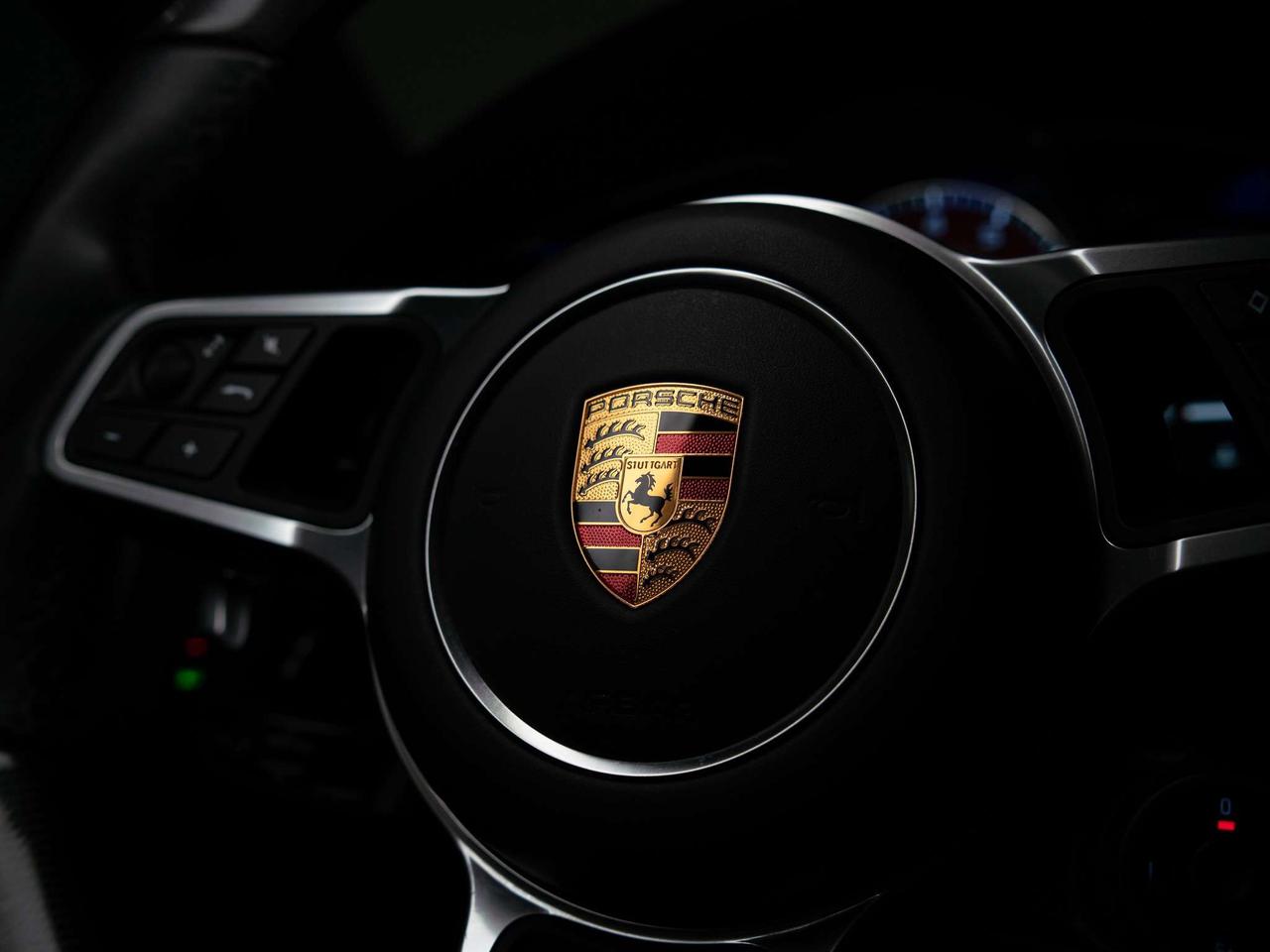 2022 Porsche Cayenne GTS | PREMIUM PKG | CARBON TRIM | 21 IN Photo