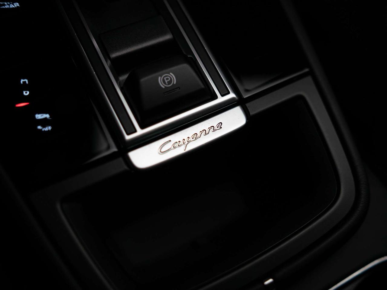 2022 Porsche Cayenne GTS | PREMIUM PKG | CARBON TRIM | 21 IN Photo