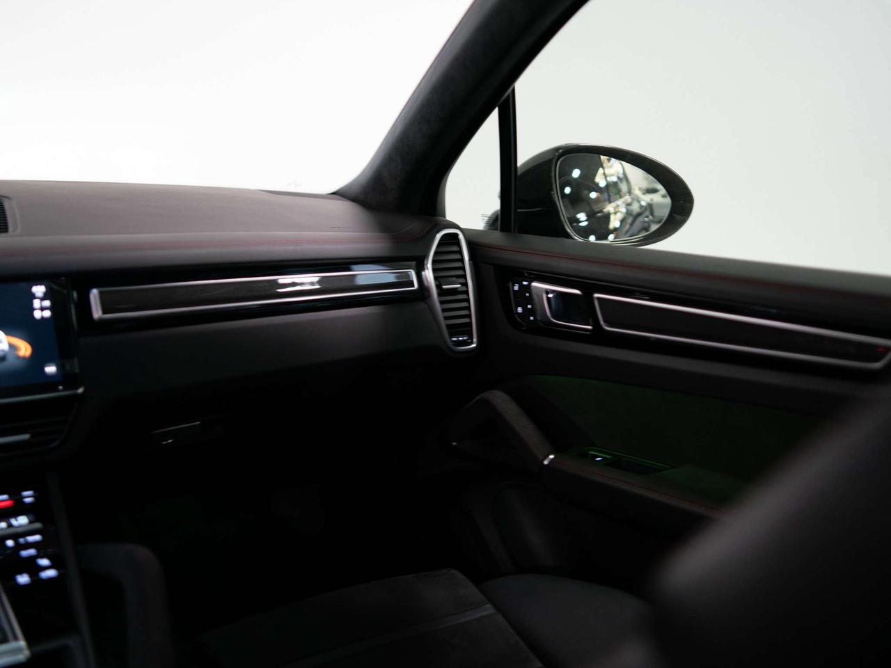 2022 Porsche Cayenne GTS | PREMIUM PKG | CARBON TRIM | 21 IN Photo