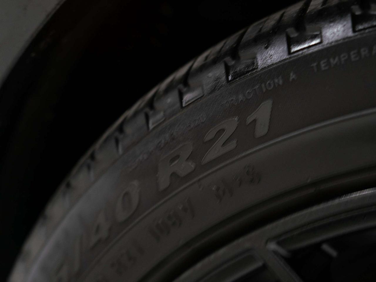 2022 Porsche Cayenne GTS | PREMIUM PKG | CARBON TRIM | 21 IN Photo