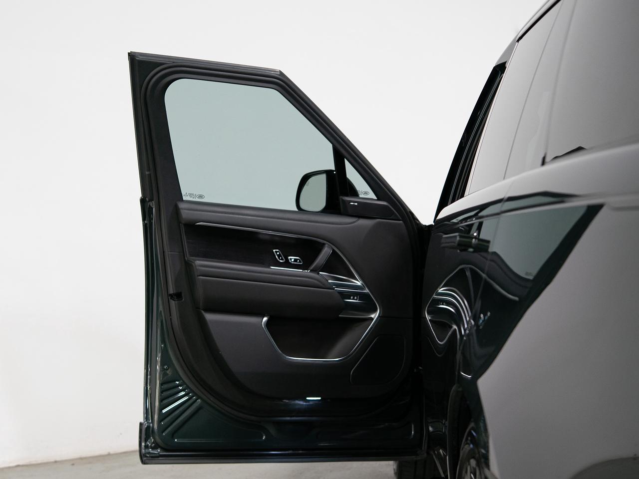 2023 Land Rover Range Rover P530 | MERIDIAN | PANO | 23 IN Photo