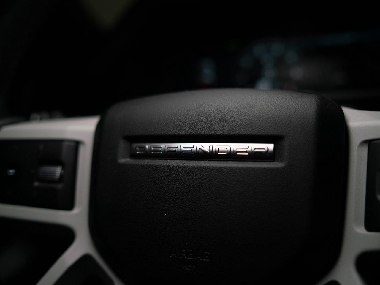 2023 Land Rover Defender X-DYNAMIC | PANO | MERIDIAN | 22 IN Photo