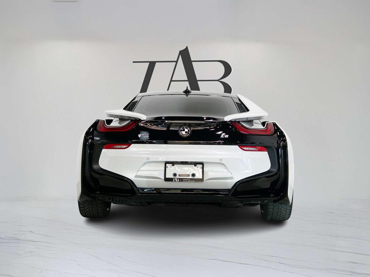 2019 BMW i8 PREMIUM PKG | CARBON TRIM | HUD | 20 IN Photo