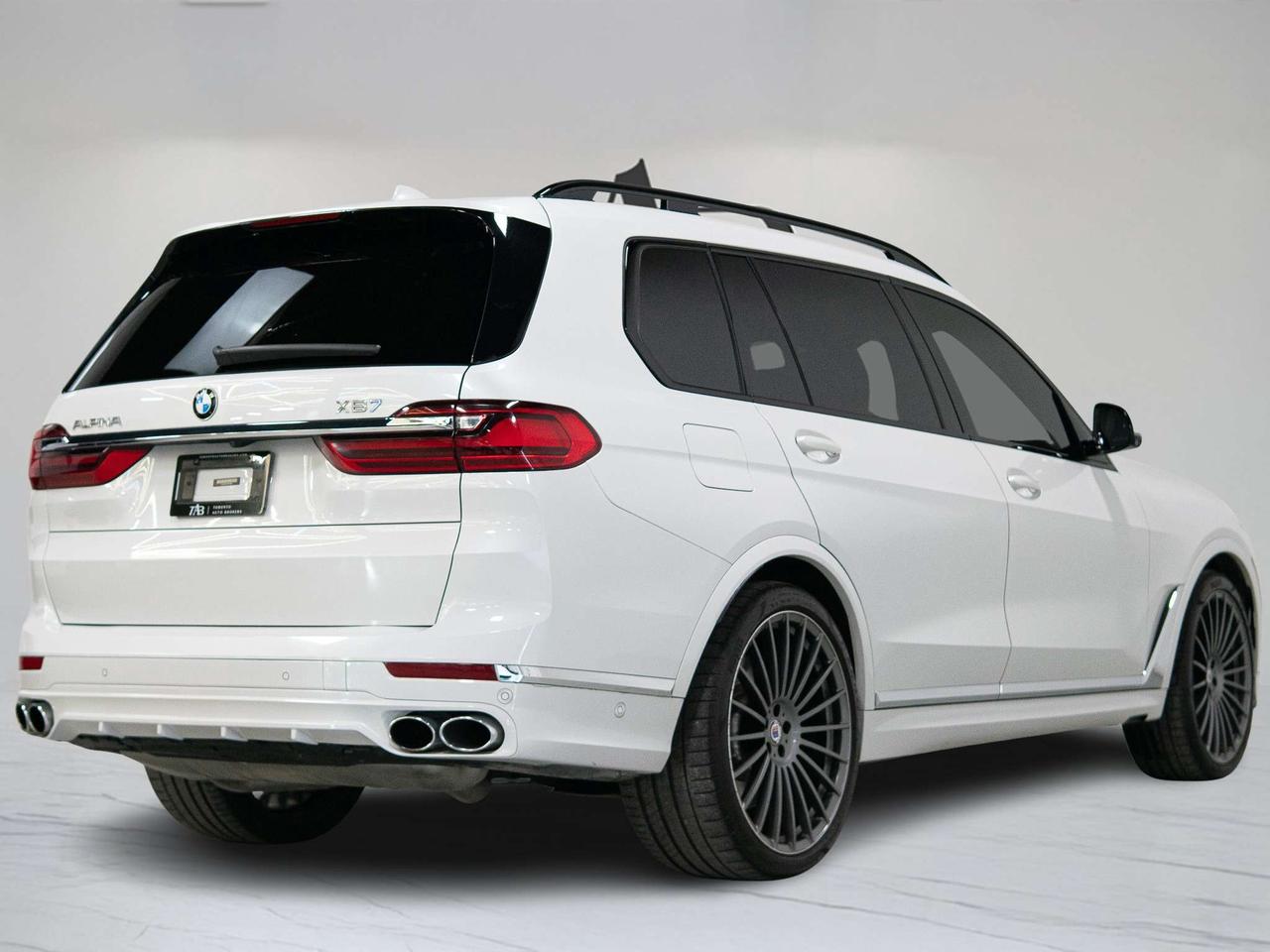 2021 BMW X7 ALPINA XB7 | 7 PASS | PREMIUM | REAR ENTMNT | 23" Photo