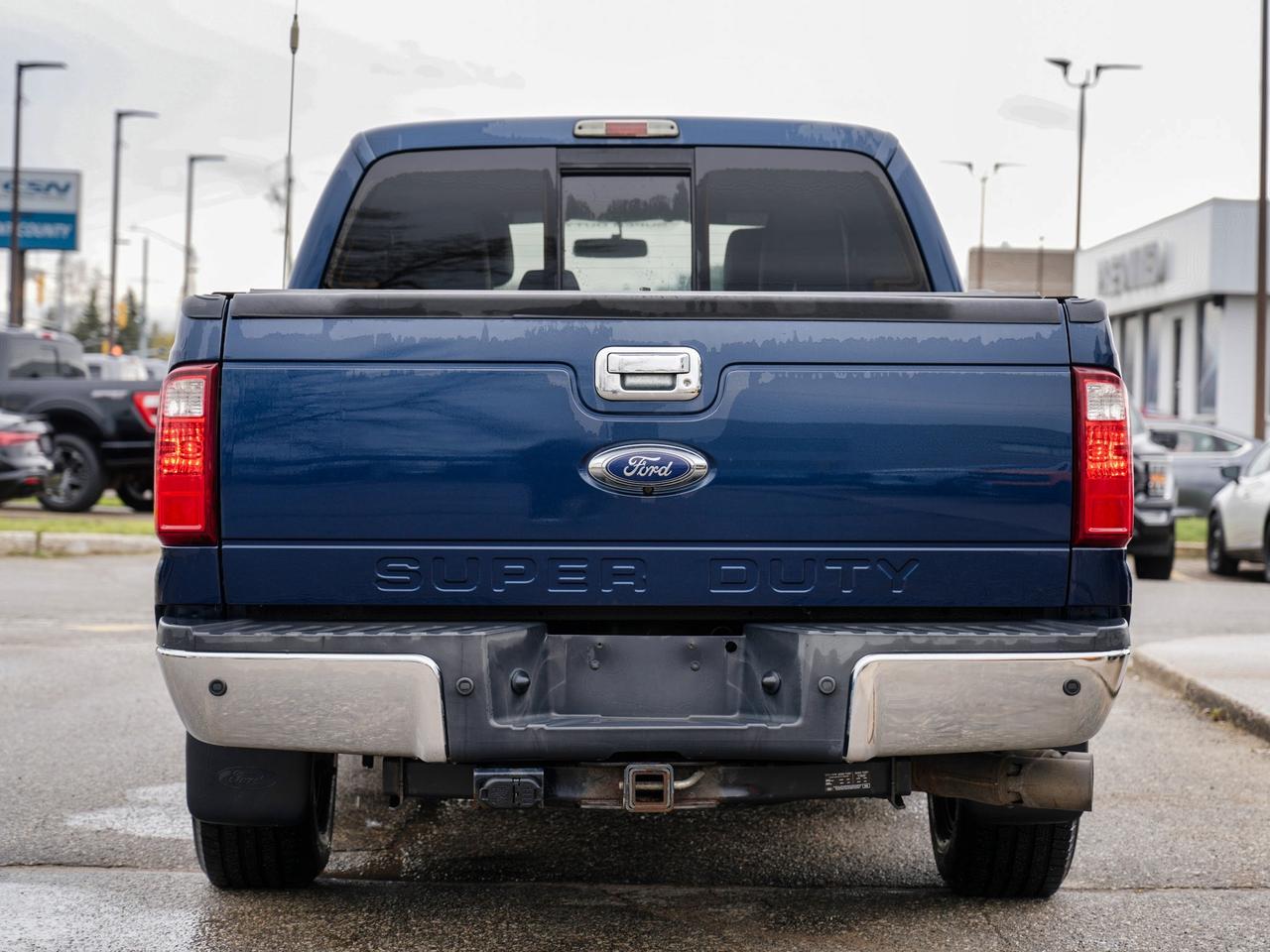 2013 Ford F-250 DIESEL/READY TO TOW!/LARIAT/ TWO WHEEL DRIVER!! Photo