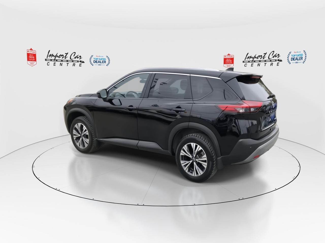2022 Nissan Rogue SV PREMIUM PKG, PANO. ROOF, POWER GATE, LEATHERETT Photo