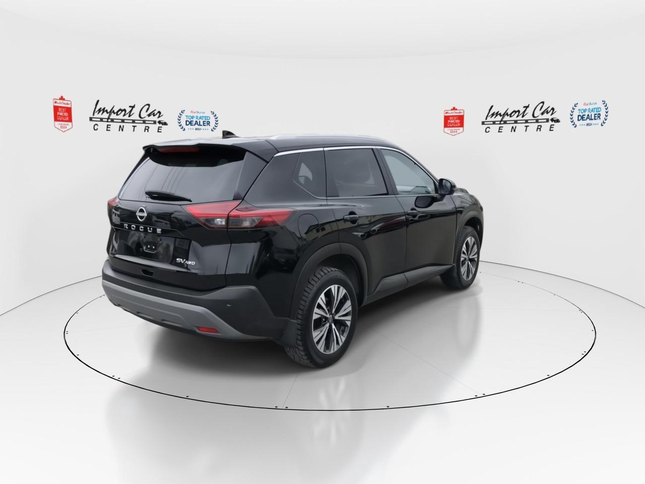 2022 Nissan Rogue SV PREMIUM PKG, PANO. ROOF, POWER GATE, LEATHERETT Photo