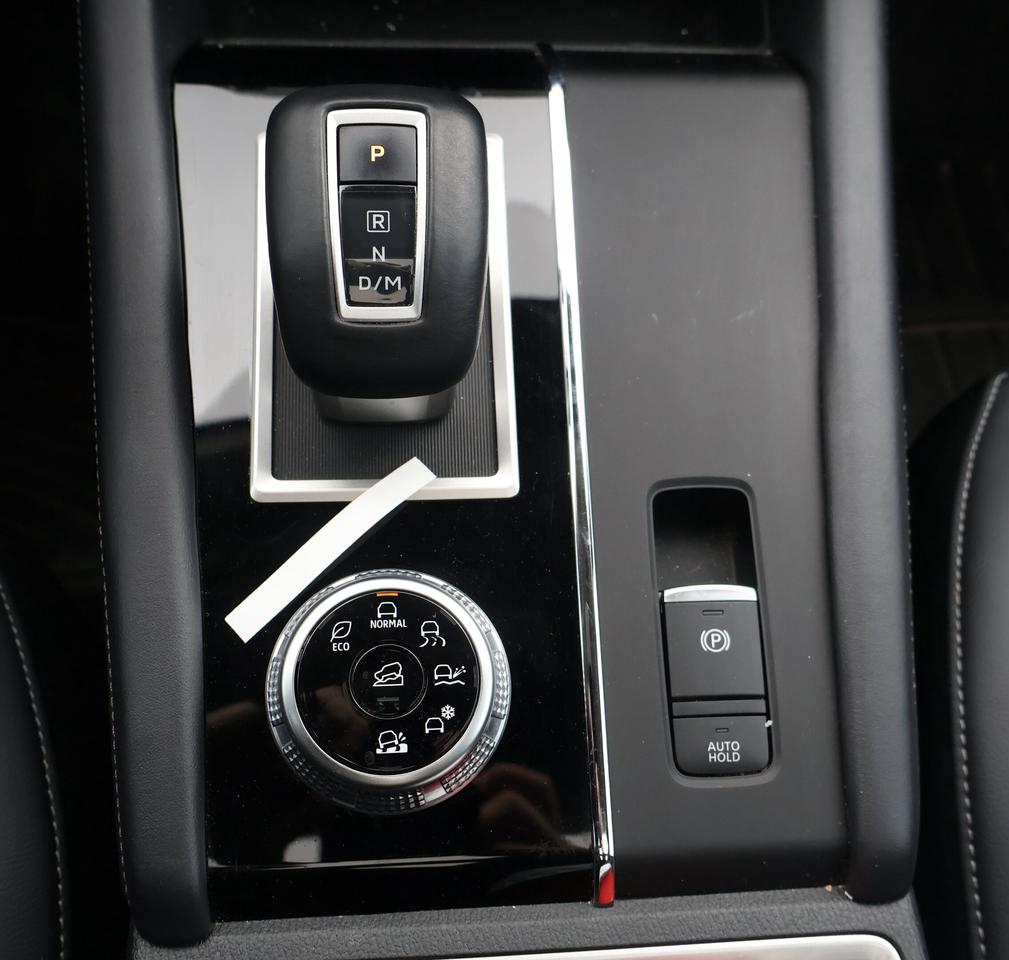 2024 Mitsubishi Outlander | | Sunroof | Photo
